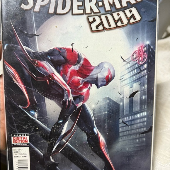 Marvel Comic Book Collection - Picture 4 of 6